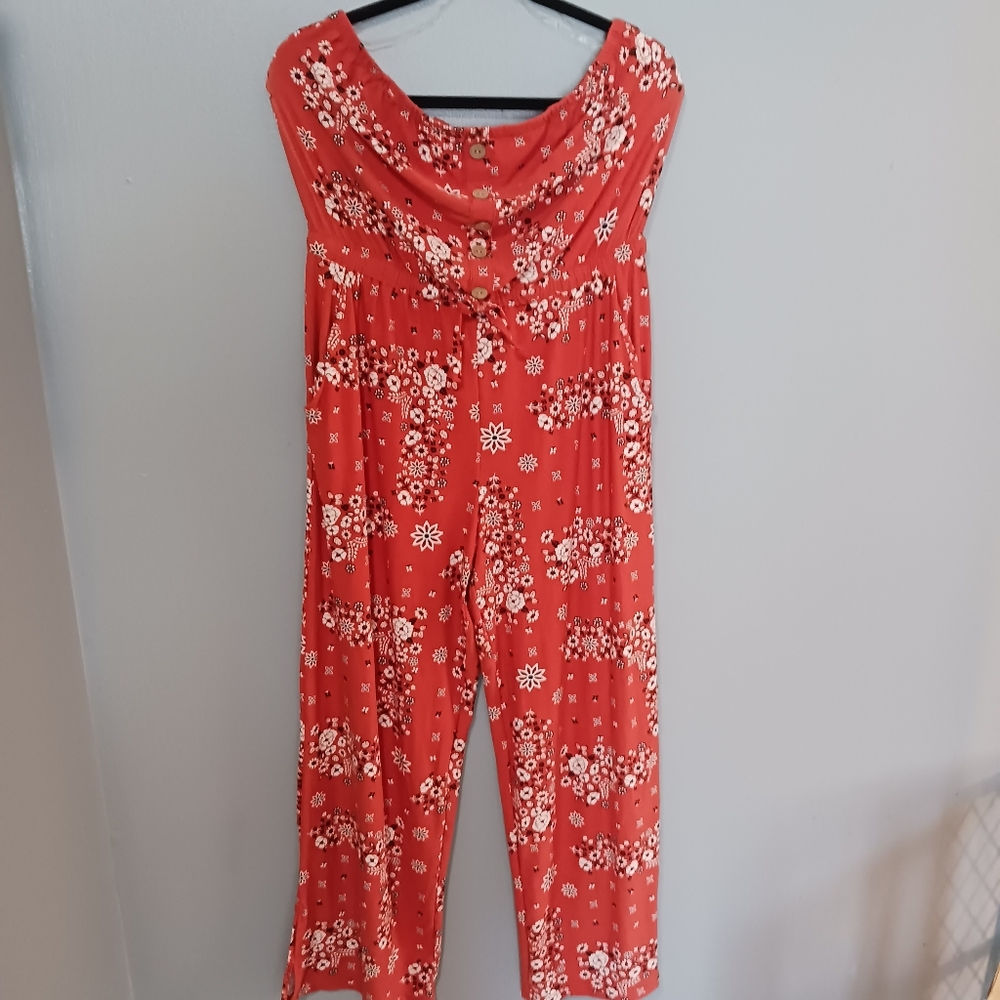 No Boundaries jumpsuit Strapless Large 11/13. Pockets elastic waist buttons Boho